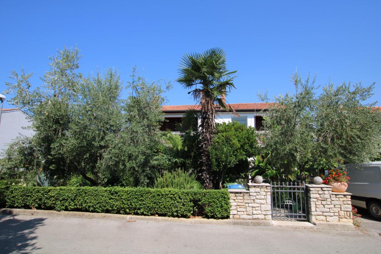Apartment Sunny Garden Poreč Exterior foto